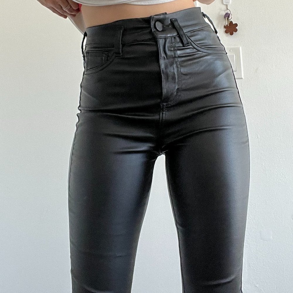 Edgy & Comfortable Leather-look Pants